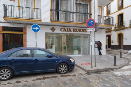 Caja Rural del Sur. Reforma local San Lorenzo